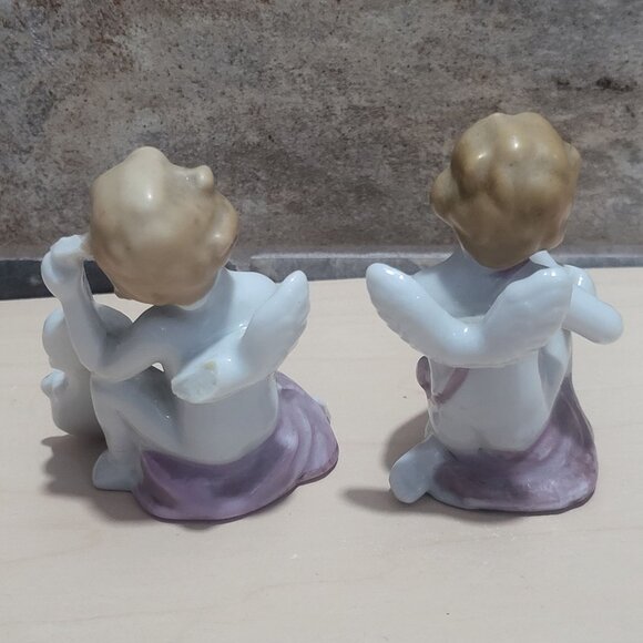 Two Vintage Porcelain Cherub Angel Figurines Playing Musical Instruments - Picture 2 of 11